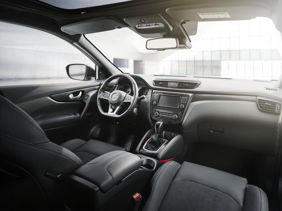 Торпедо Nissan Qashqai N-Tec 2020 года  (фото 6 из 10)